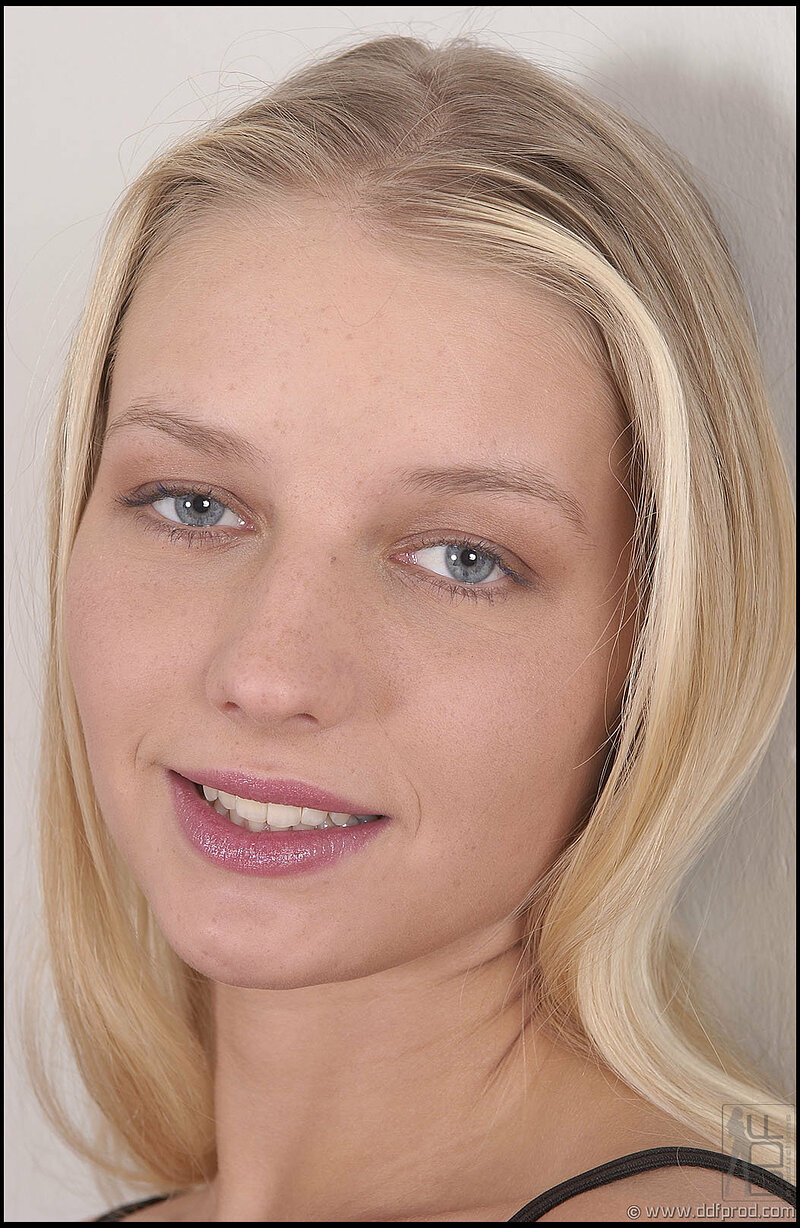 Алина, 21